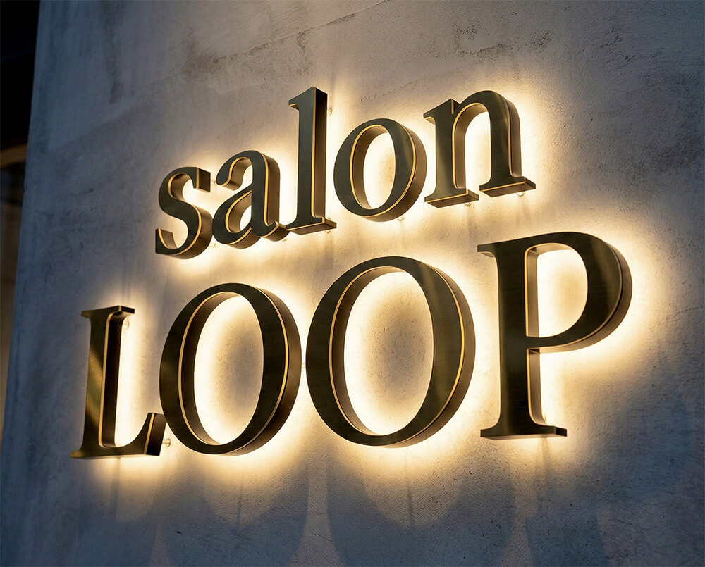 美容院・サロンのチャンネル文字製作事例（立体文字看板）